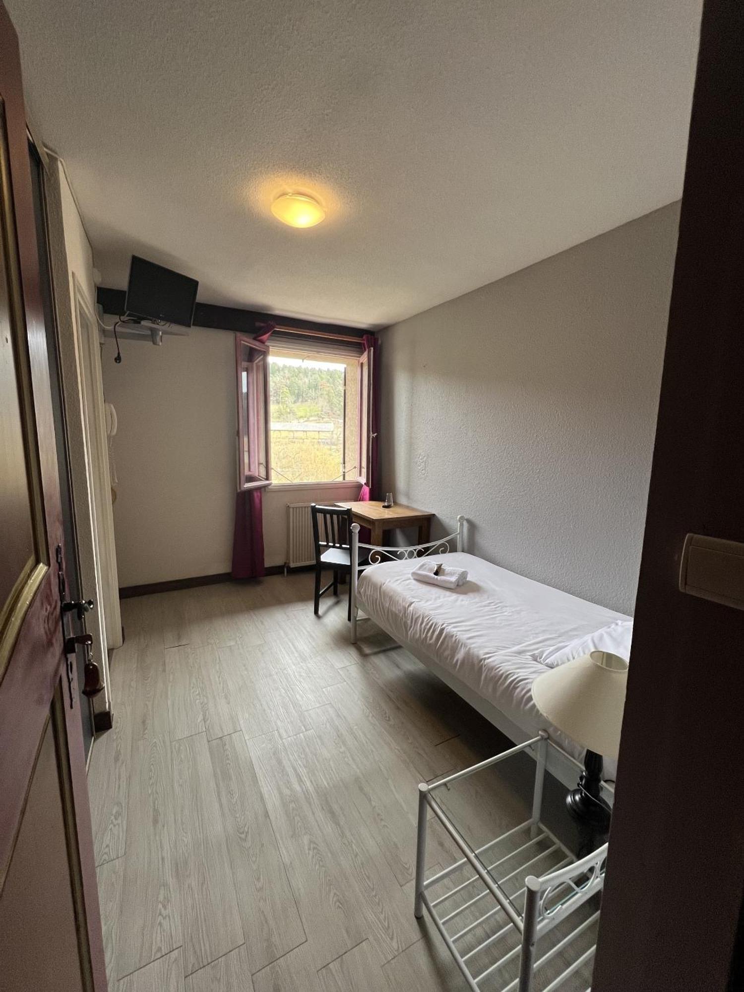 Domaine Le Prieure Hotel Chaumont-le-Bourg ห้อง รูปภาพ